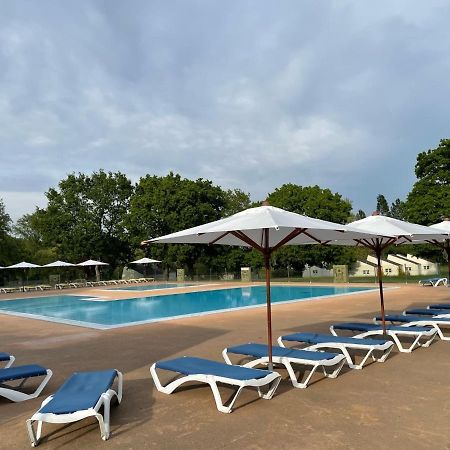 Village Vacances Chateau De Treambert Mesquer エクステリア 写真