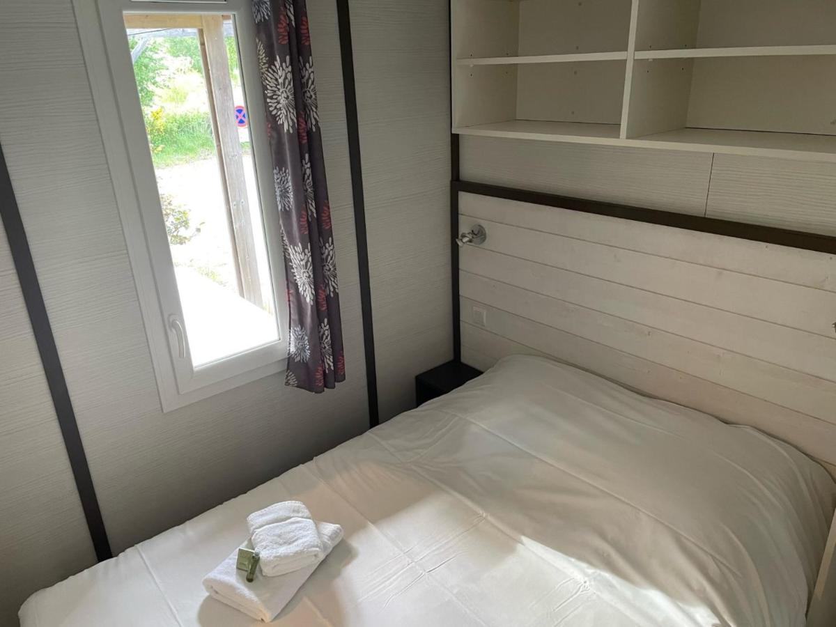 Village Vacances Chateau De Treambert Mesquer エクステリア 写真
