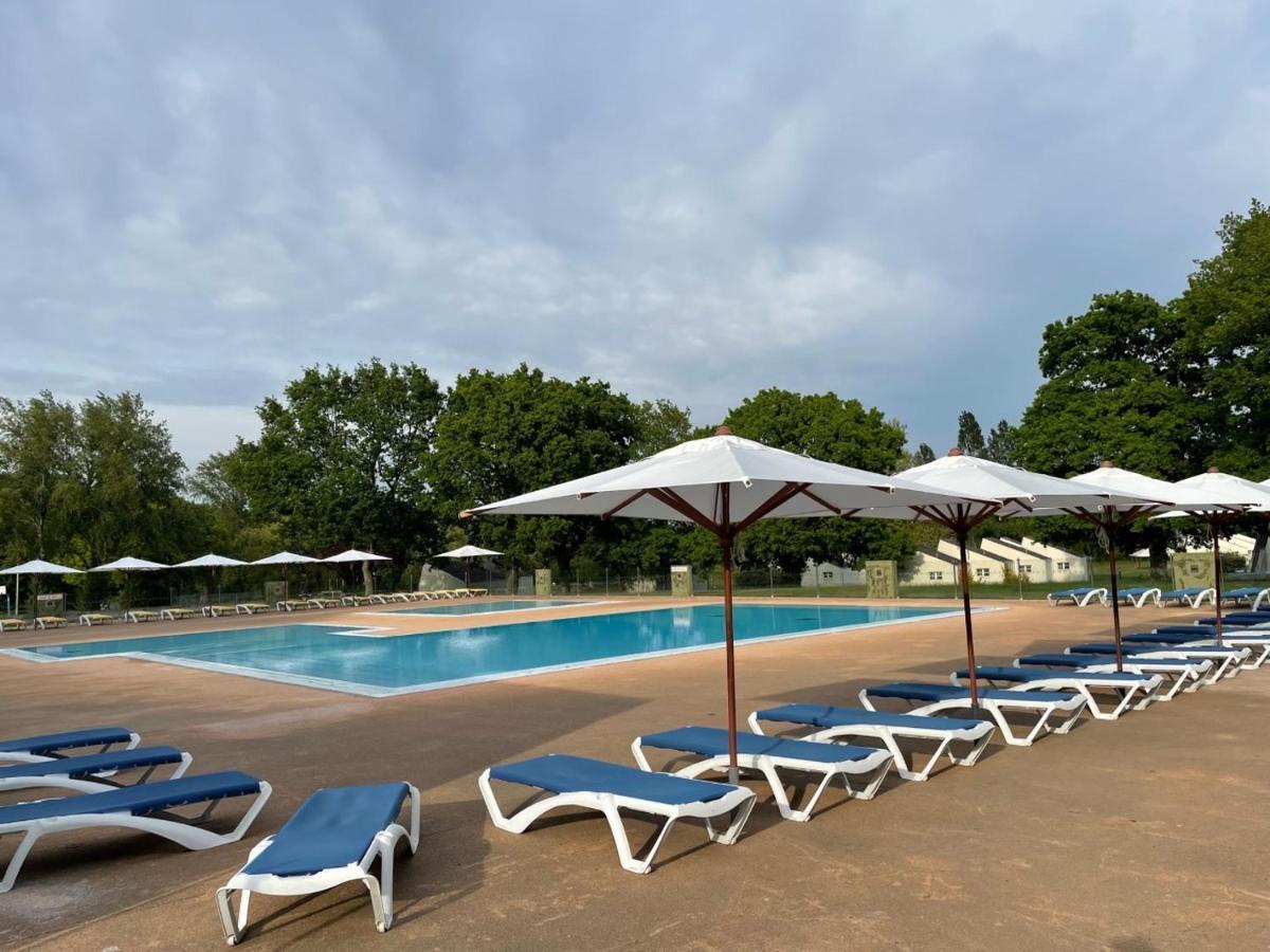 Village Vacances Chateau De Treambert Mesquer エクステリア 写真