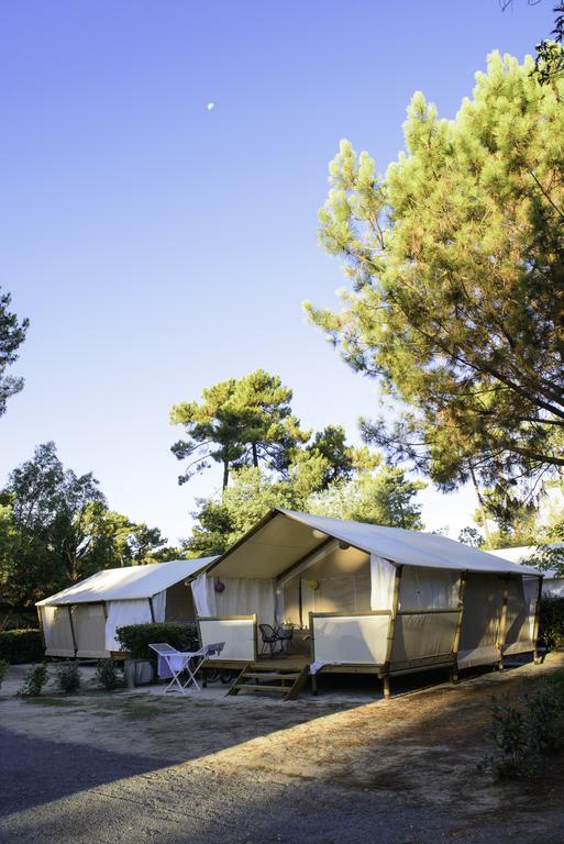 Village Vacances Chateau De Treambert Mesquer エクステリア 写真